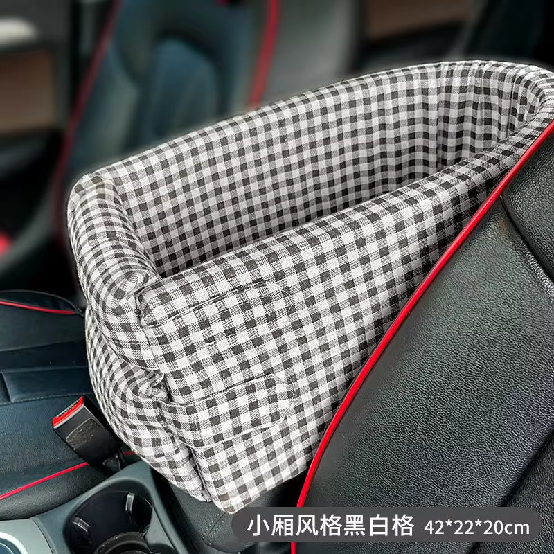 Travel in Style: Portable Dog Car Seat Bed for Small Dogs and Cats - Safe & Eco-Friendly Travel Companion
